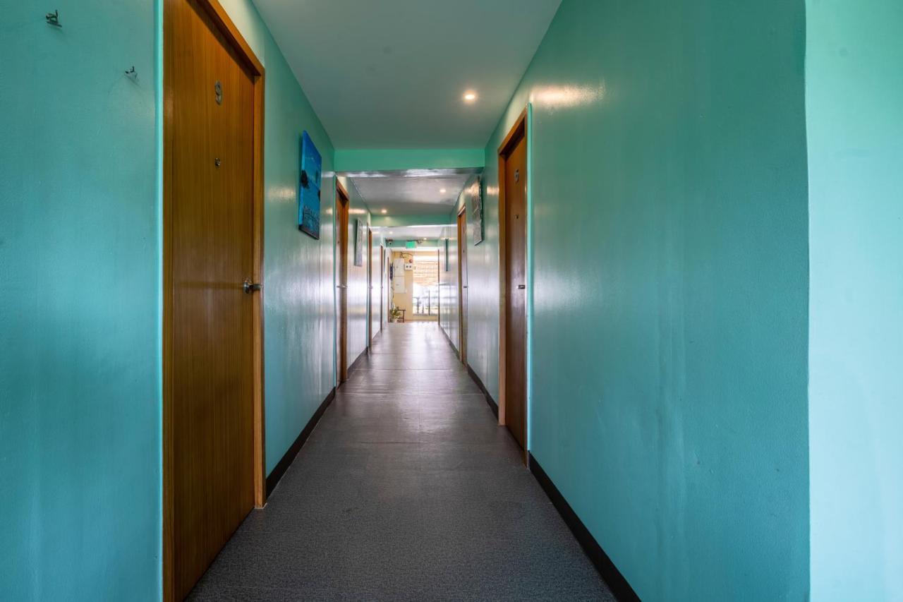 White Shamrock Beach Hotel Balabag  Zewnętrze zdjęcie